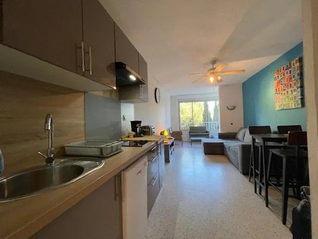 087 Cap Cap D'agde Proche Commerce 4 Personnes Avec Parking Agde